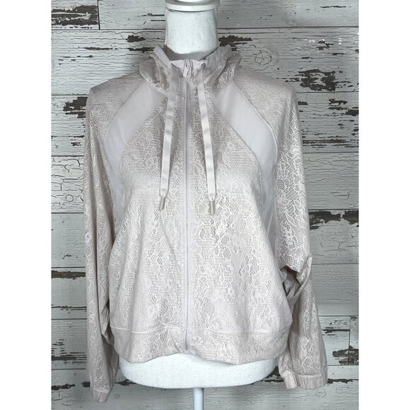 LULULEMON In Depth Lace Jacket in Light Chrome Sz 6 W3CDDS EUC - Picture 2 of 10